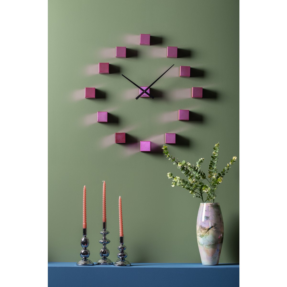 Wanduhr zum Selbermachen, kubisch, metallisch