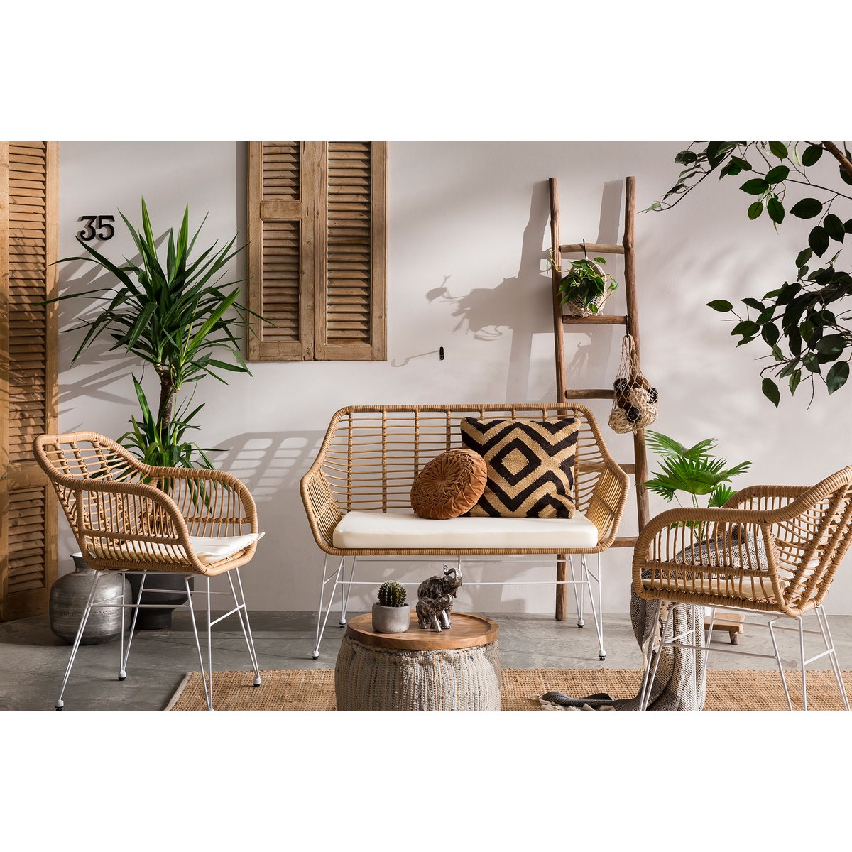 Set of 2 armchairs in rattan look, natural