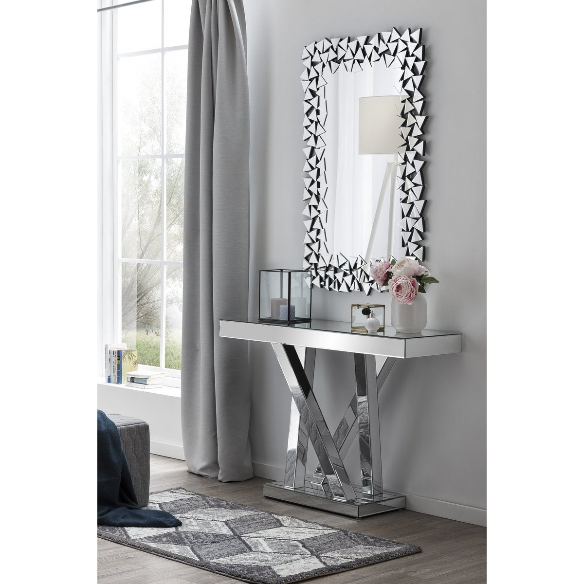 Table made of MDF with mirrored glass