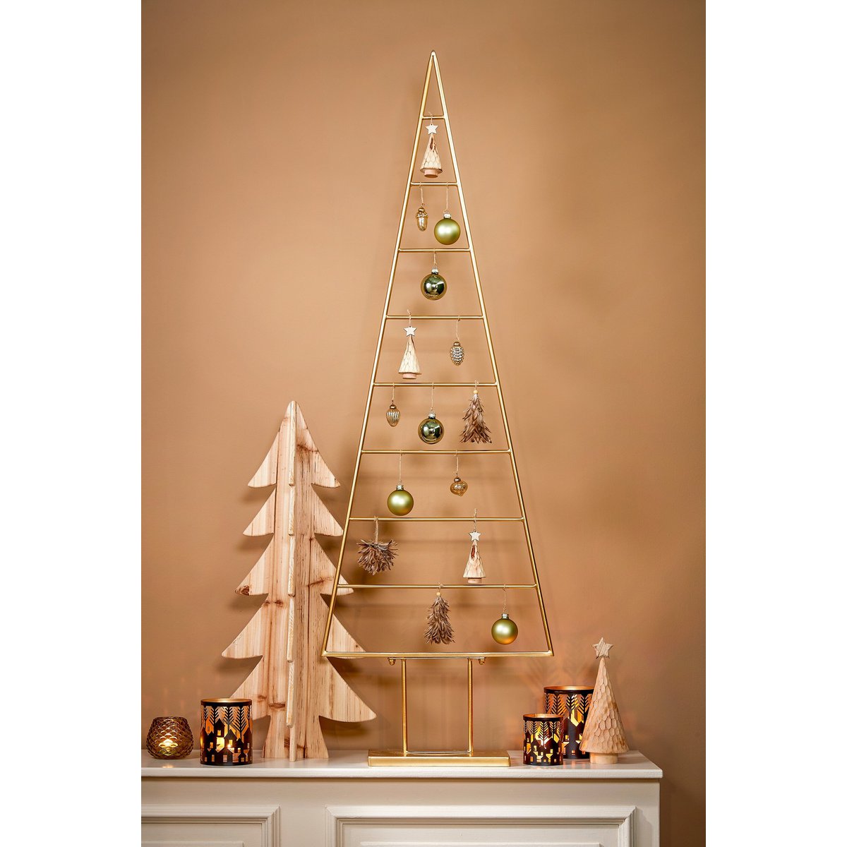Dekorativer Weihnachtsbaum Gold