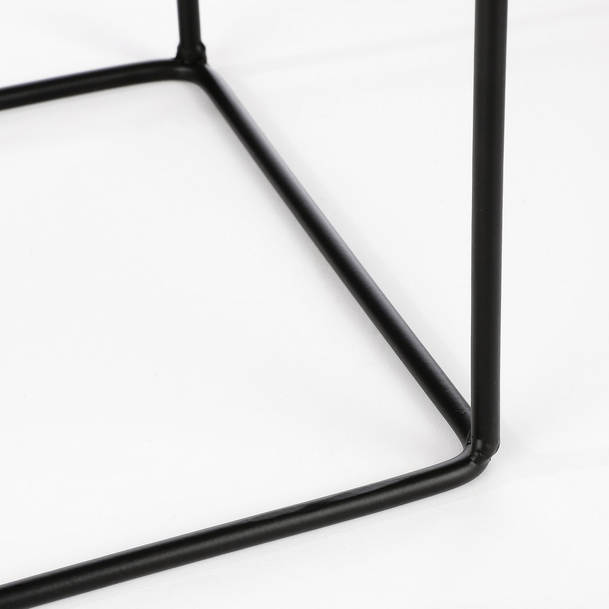 Porte Blumentopf auf Ständer – L26 x B26 x H55 cm – Metall – Schwarz