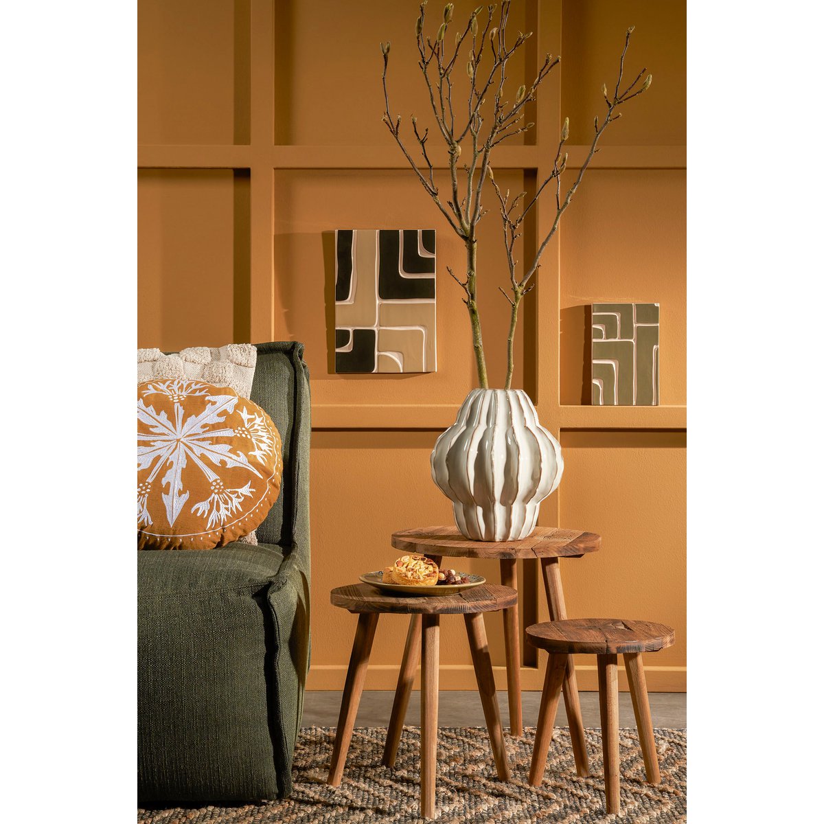 Bold Beistelltisch – H28 x Ø26 cm – Recyceltes Holz – Braun