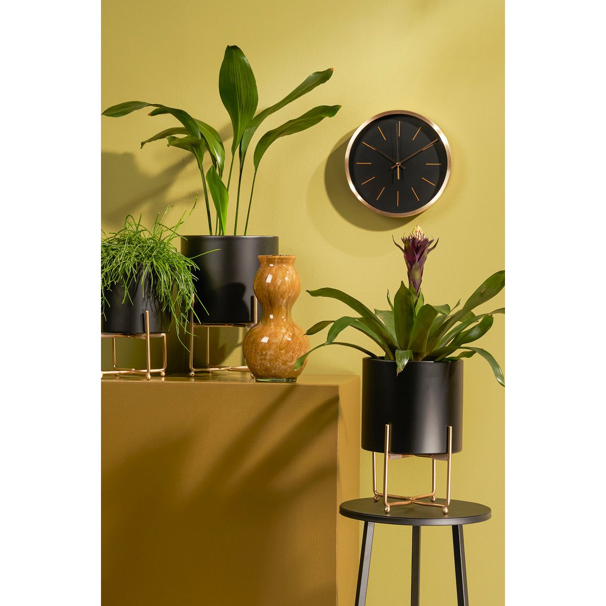 Widder-Blumentopf auf Ständer – 3er-Set – H32 x Ø24 cm – Schwarz