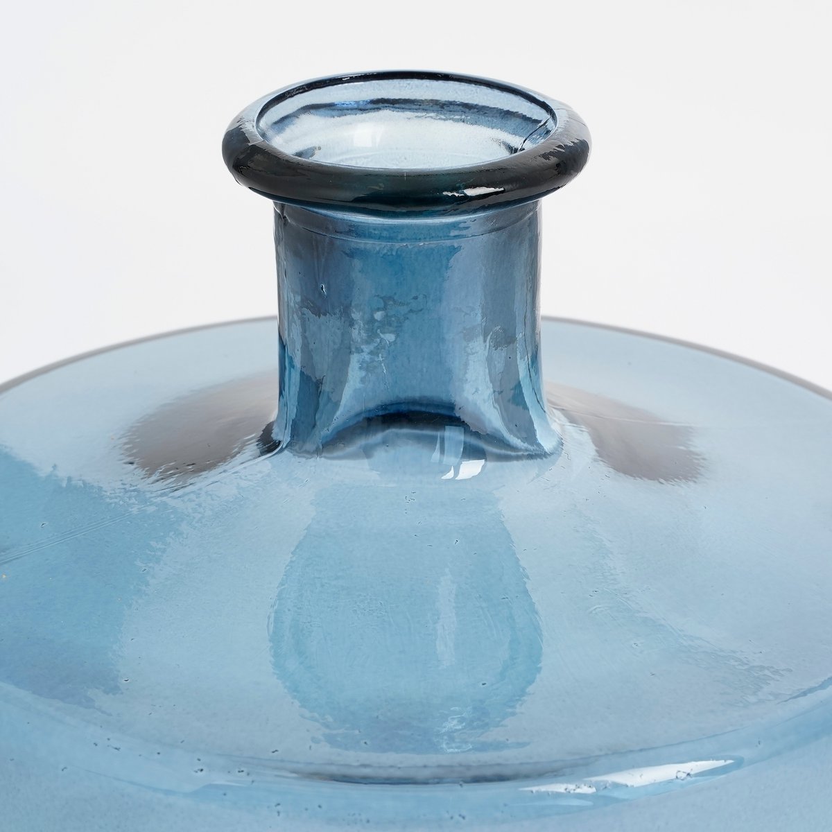 Guan Flaschenvase - H26 x Ø21 cm - Recyceltes Glas - Blau