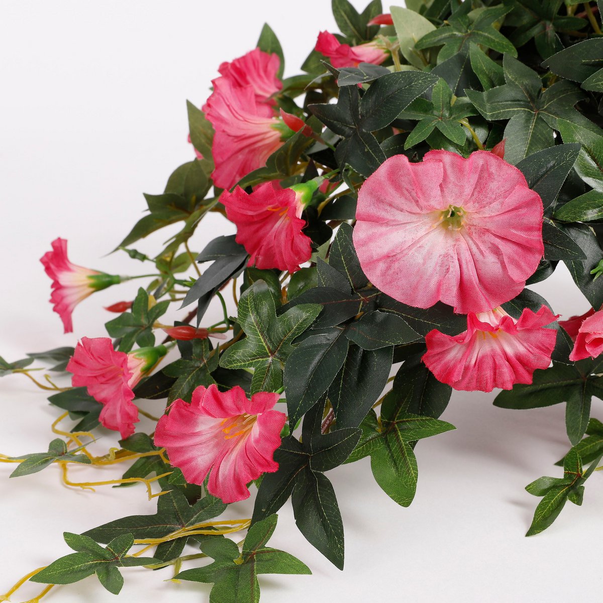 Künstliche Petunien-Hängepflanze im Stan-Blumentopf – L25 x B45 x H50 cm – Dunkelrosa