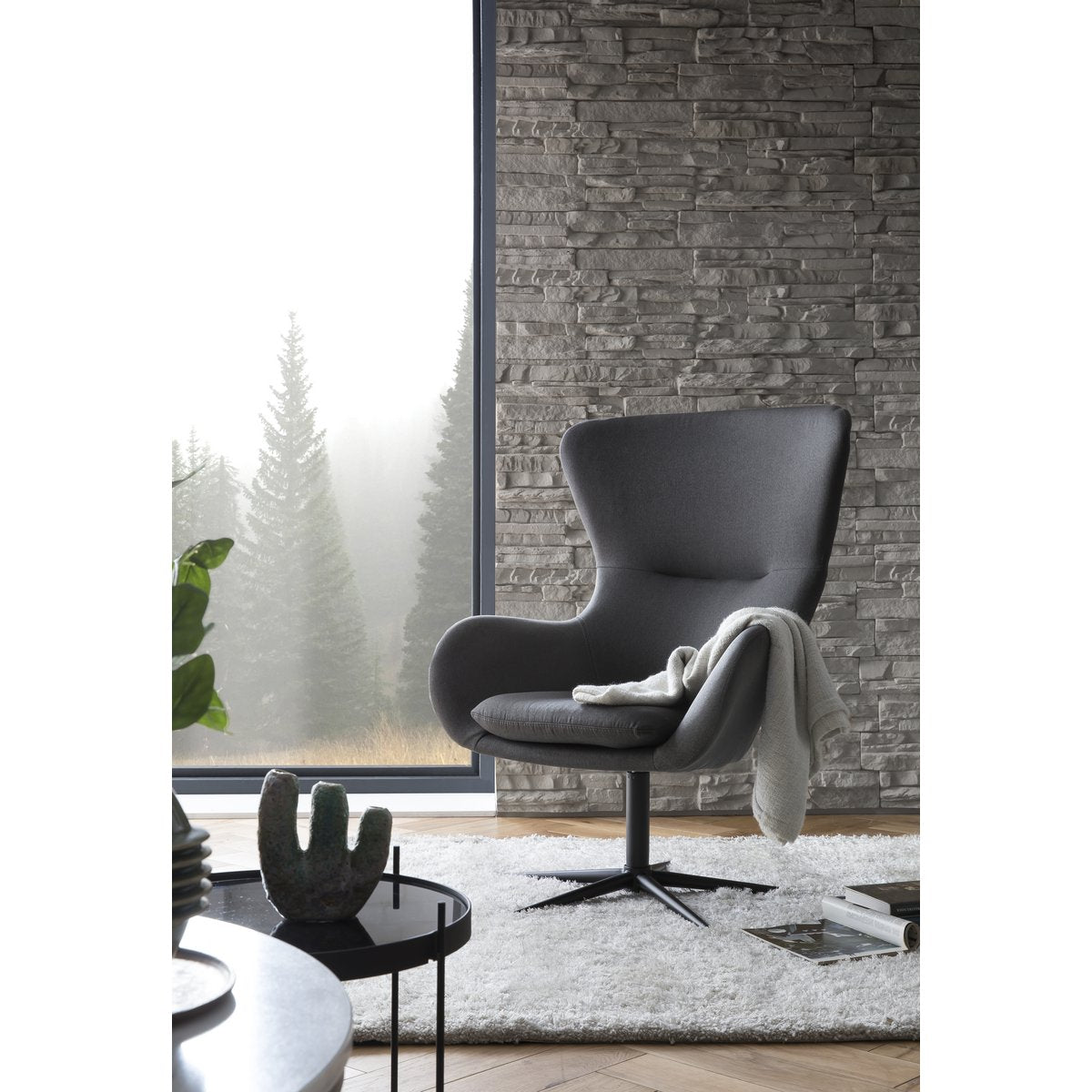 Armchair with swivel function