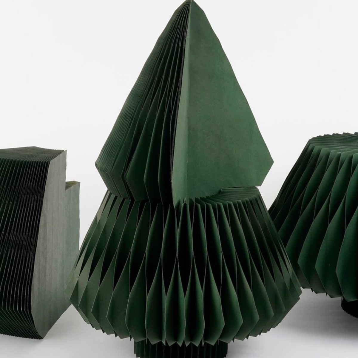 Dekorativer Weihnachtsbaum Dunkelgrün