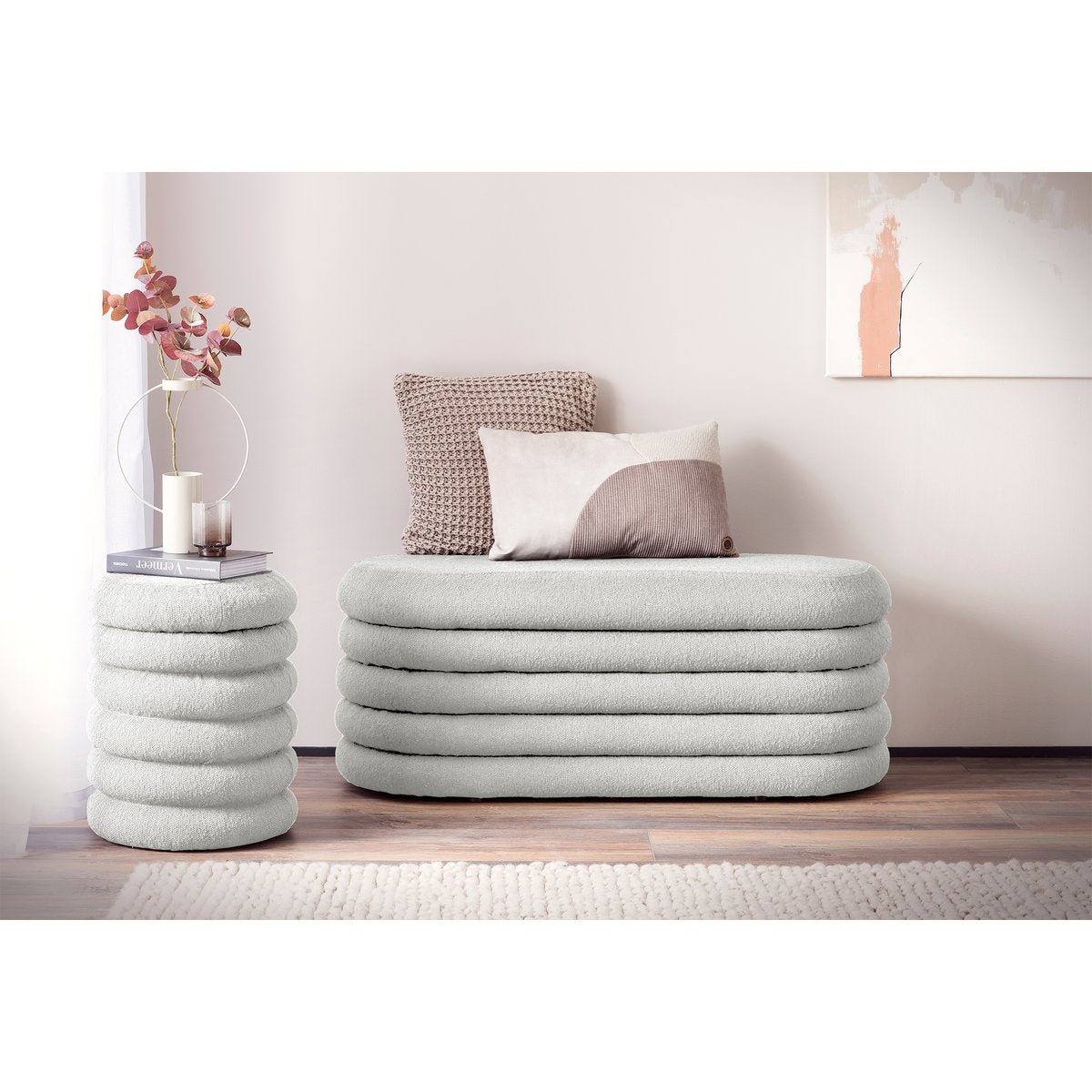 Curly Polsterhocker/Bettbank White