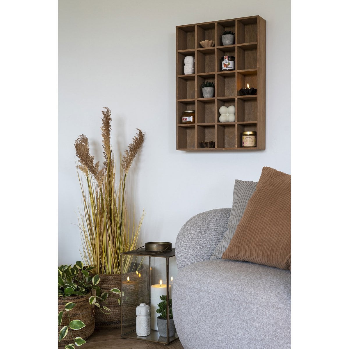 Moss Wandregal – Naturbraun, Kiefernholz, 44 x 10 x 63 cm