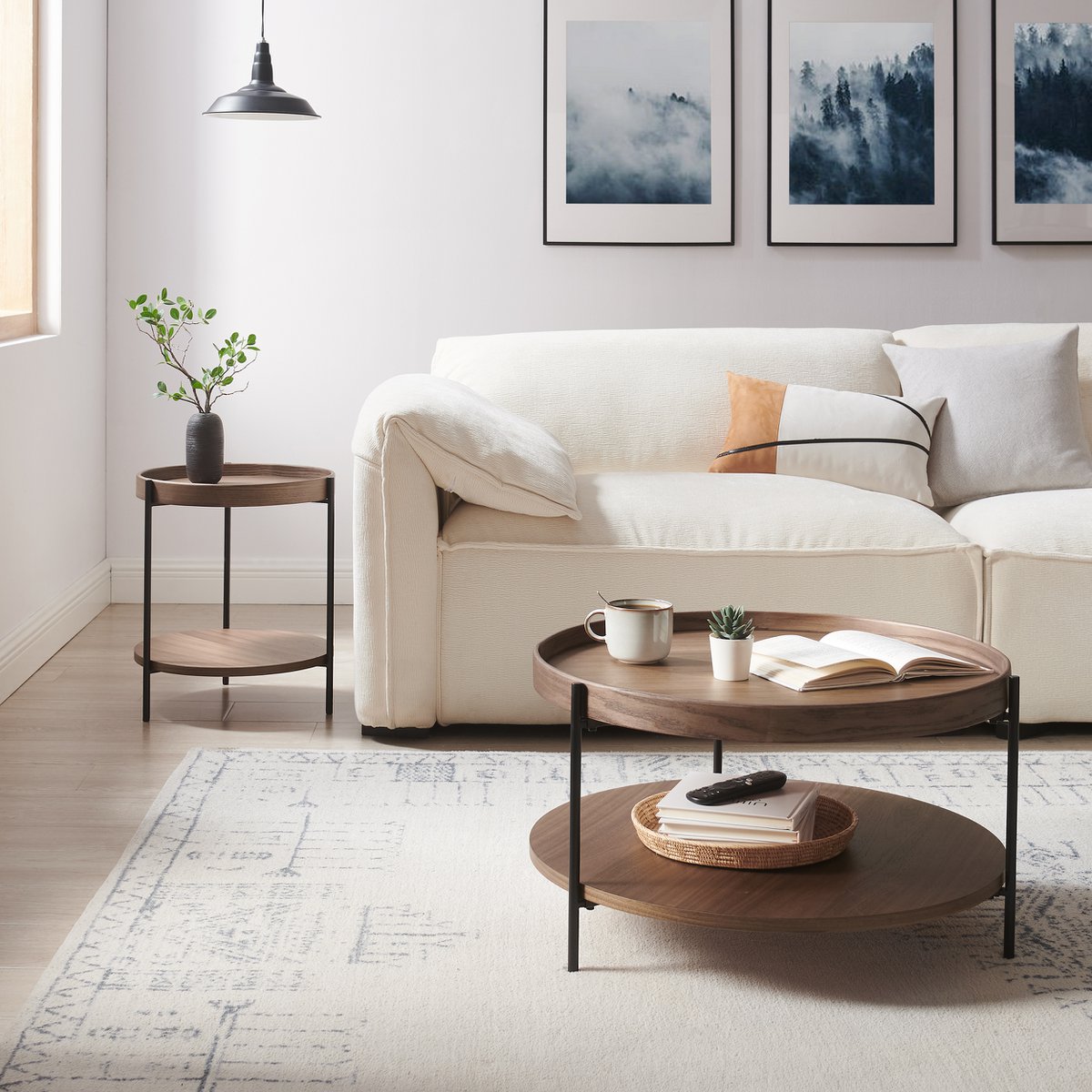 Side table Ø 44 cm walnut