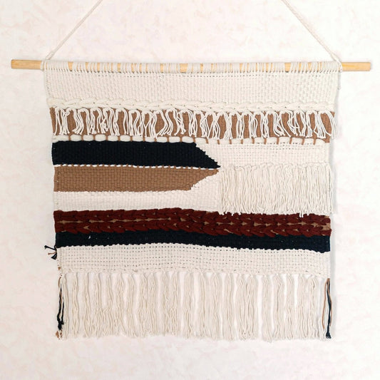 Große Makrame -Wandhänge - gewebte Boho -Wanddekoration - moderne Baumwollwand hängende natürliche Materialien - handgewebtes Wanddekor 120x95 cm Udara
