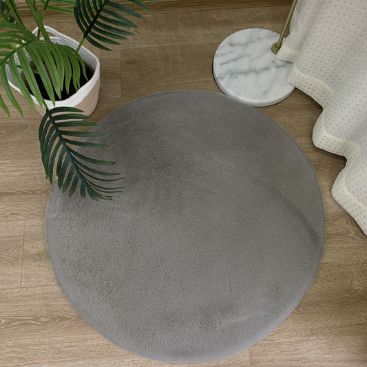 Fluffiger Teppich um grau 160x160 cm