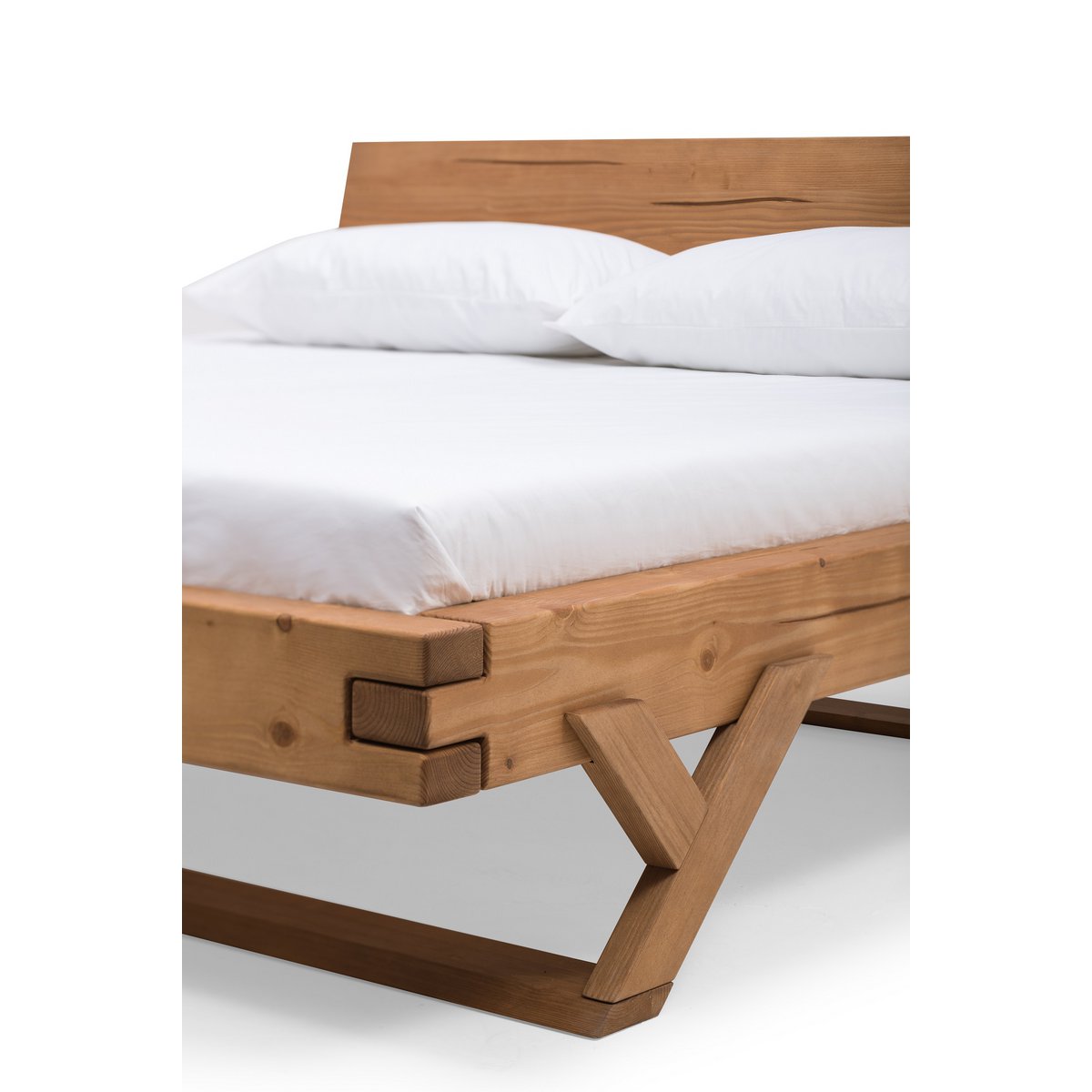 Beam bed 140 x 200 cm