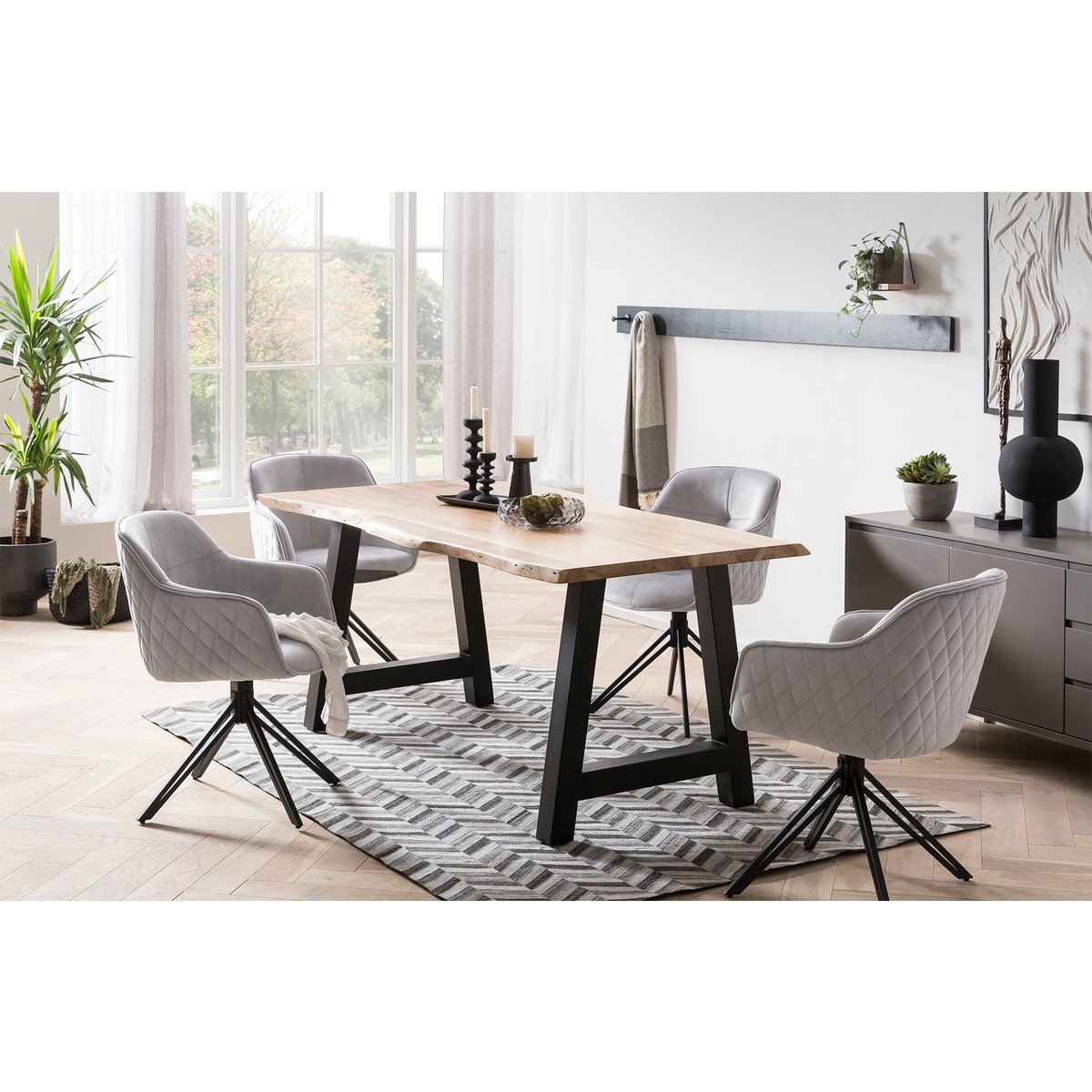Acacia dining table 140x80 cm