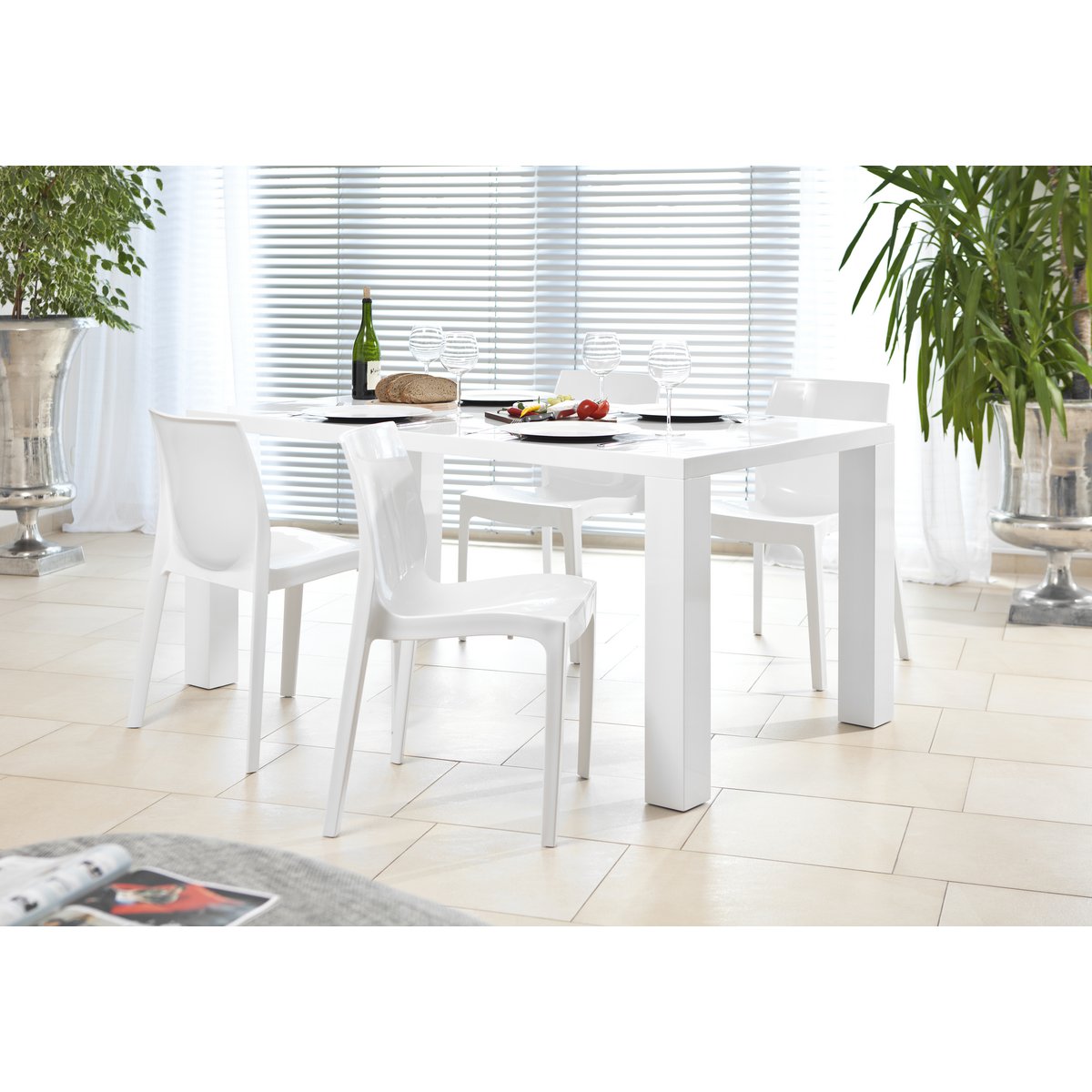 Dining table 140x90x76 cm white