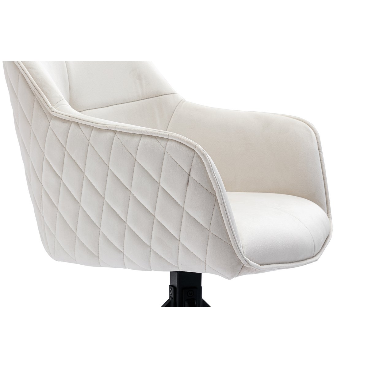 Armchair with honeycomb quilting beige