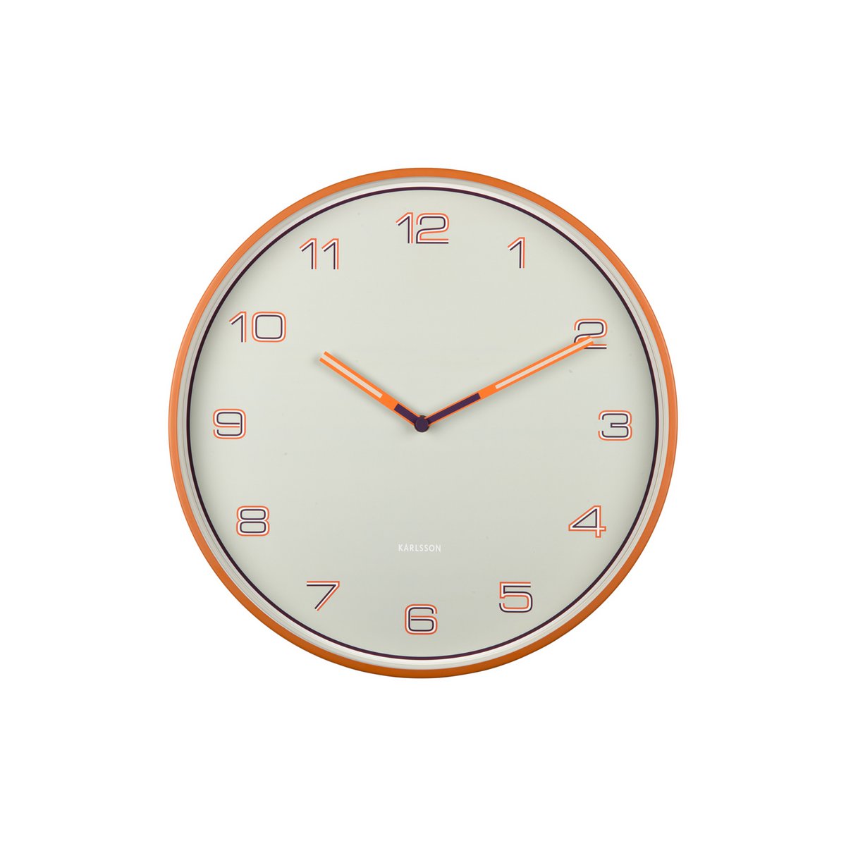 Wanduhr mit linierten Zahlen
