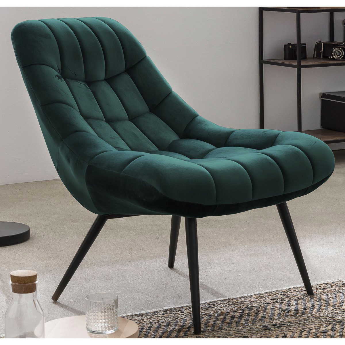 Armchair XXL velvet green metal black