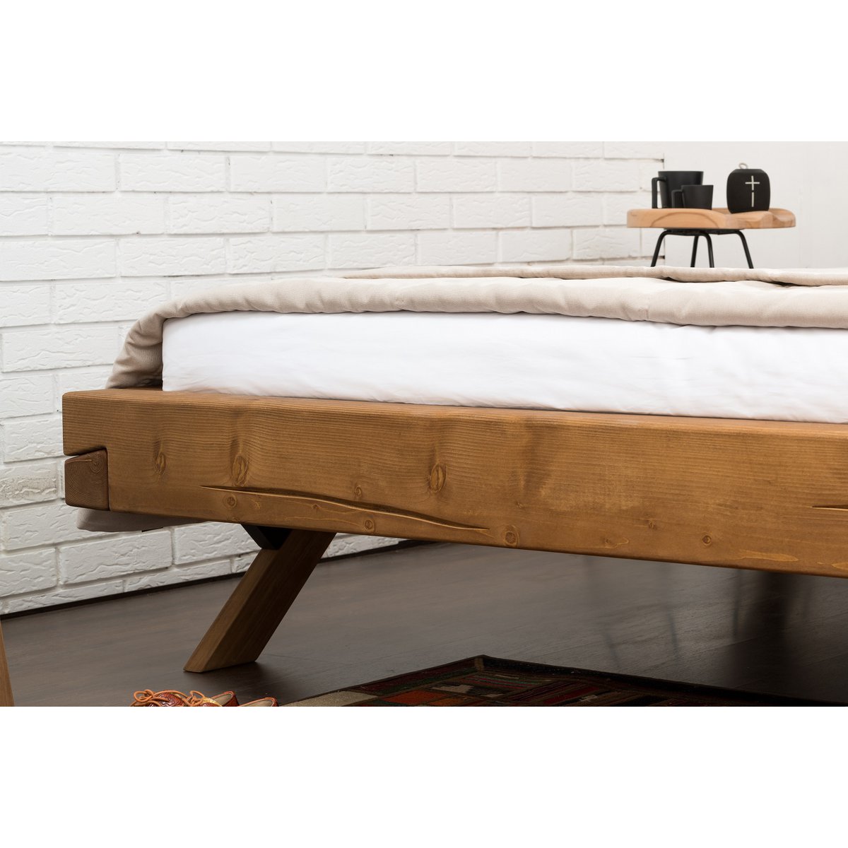 Beam bed 140 x 200 cm