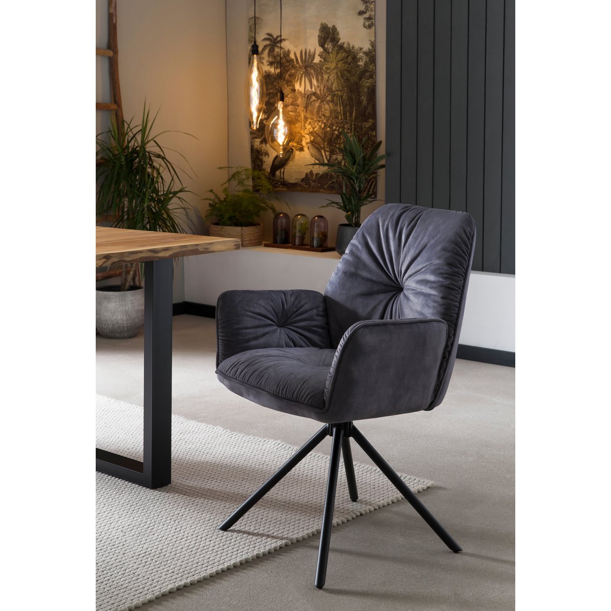 Armchair with 360° swivel function, black