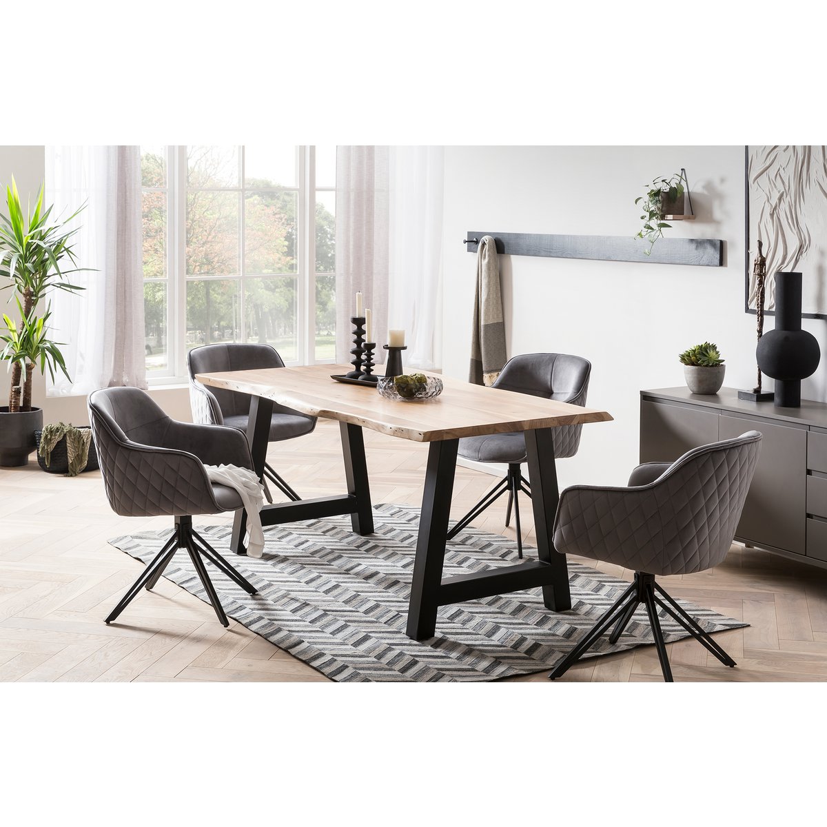 Acacia dining table 140x80 cm