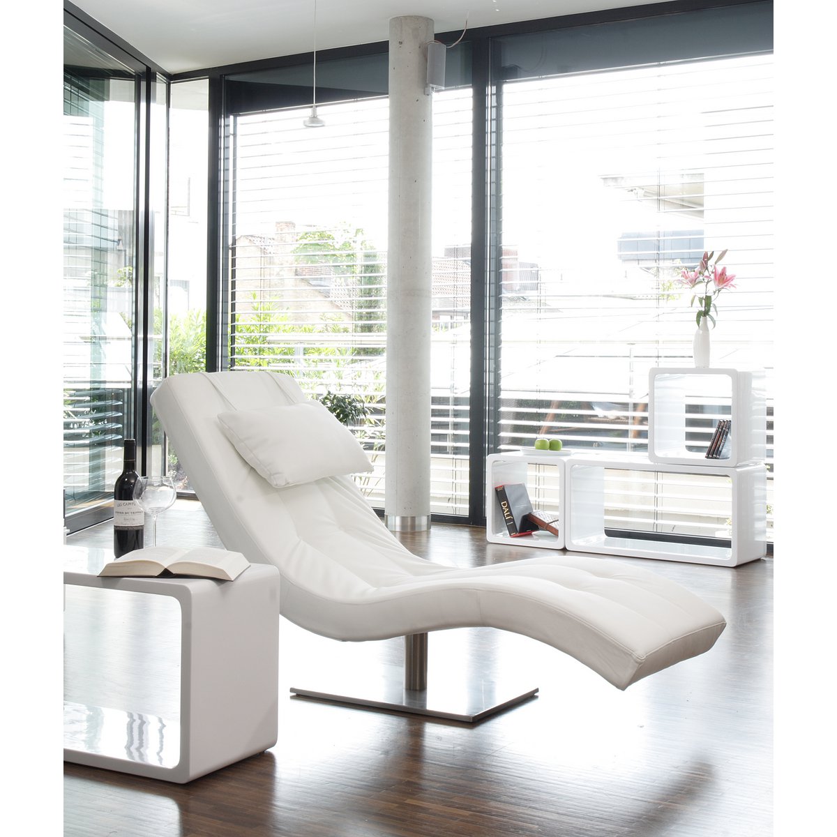 Relaxation lounger white imitation leather look