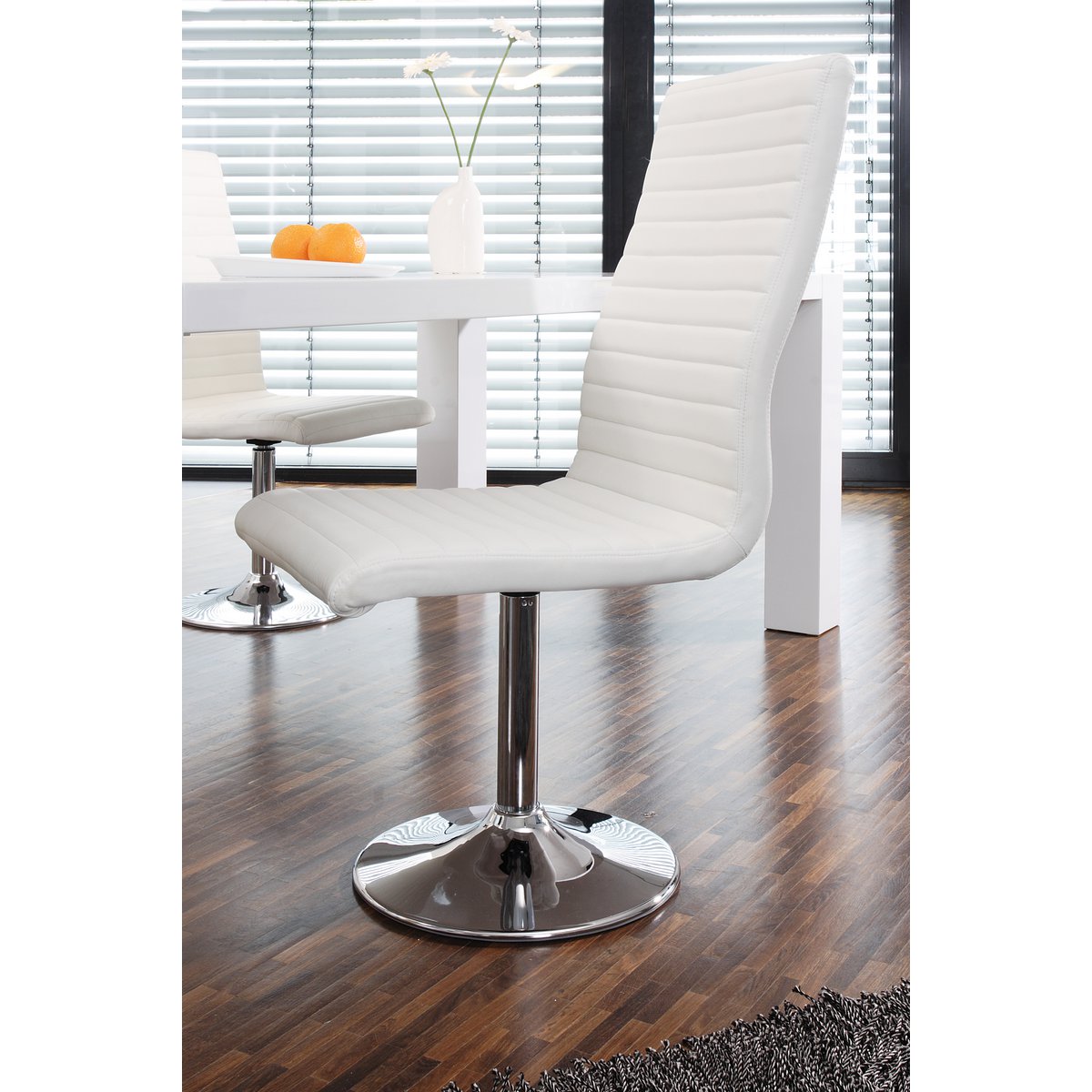 Set of 4 dining chairs in white imitation leather look