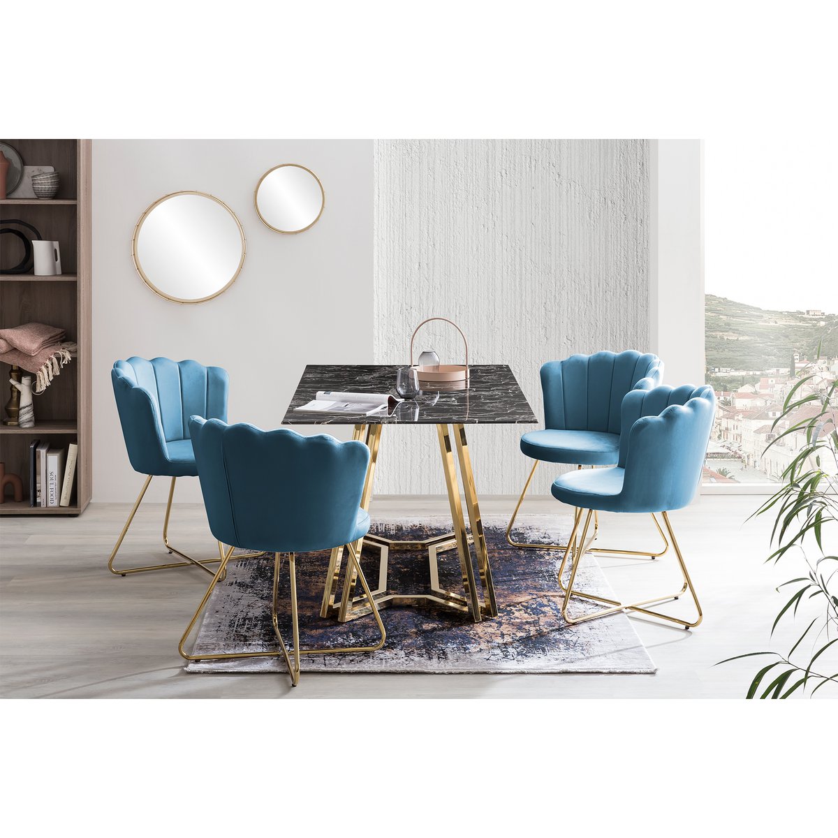 Set of 2 blue velvet shell chairs