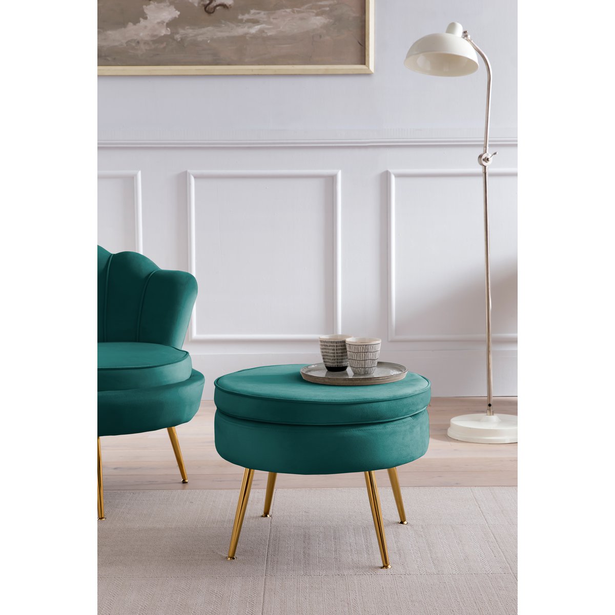 Round velvet pouf green