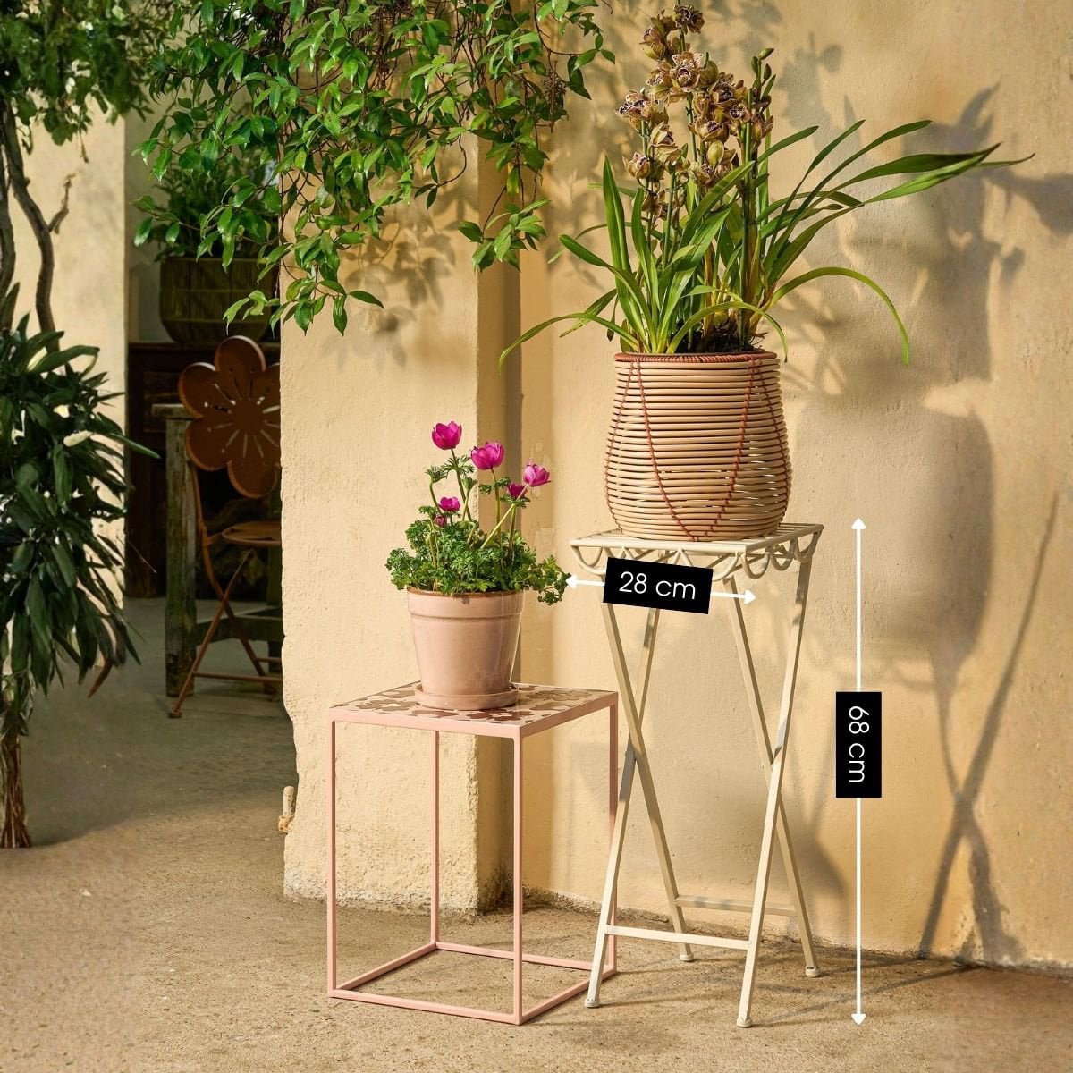 Pflanzenständer draußen Rosalie Offwhite