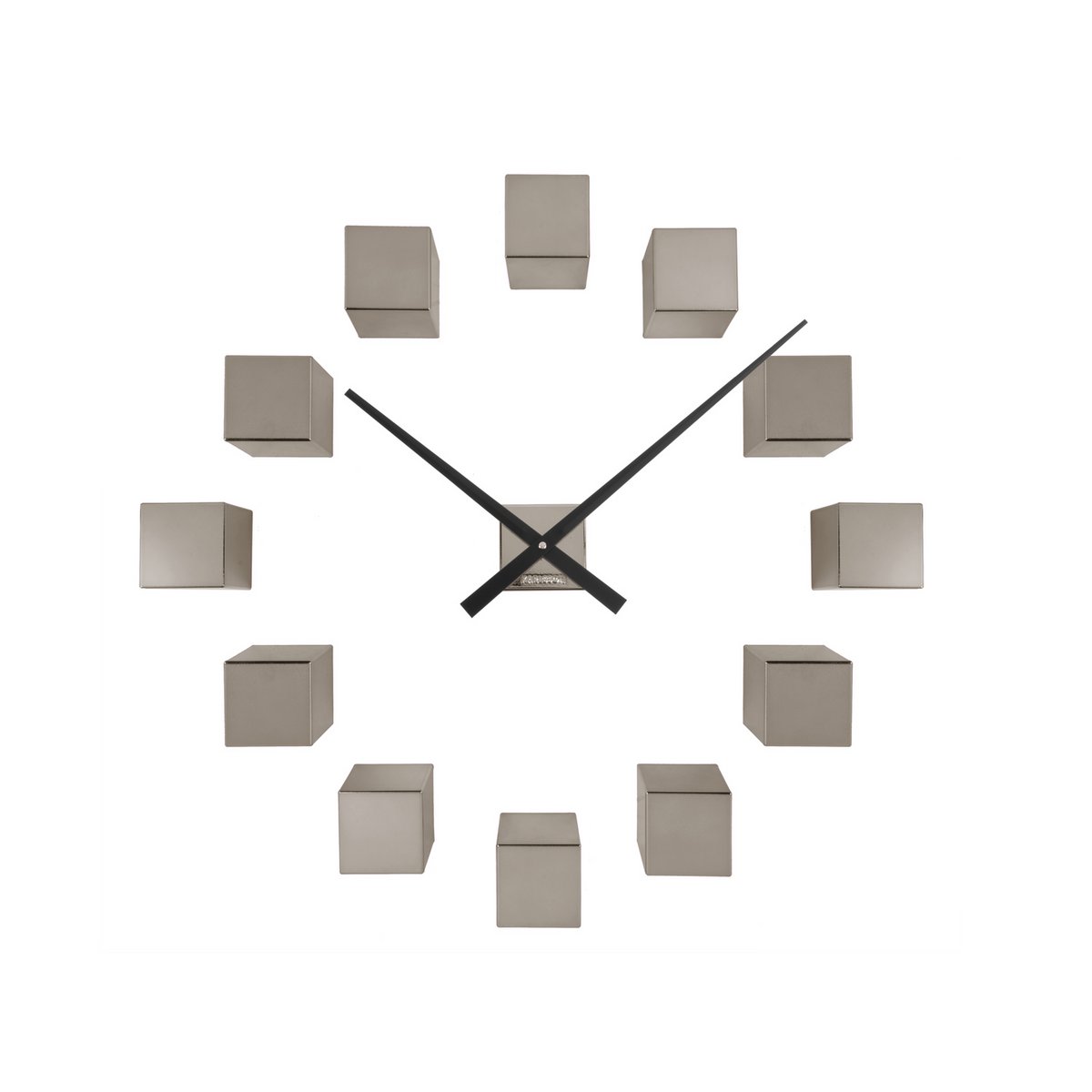 Wanduhr zum Selbermachen, kubisch, metallisch