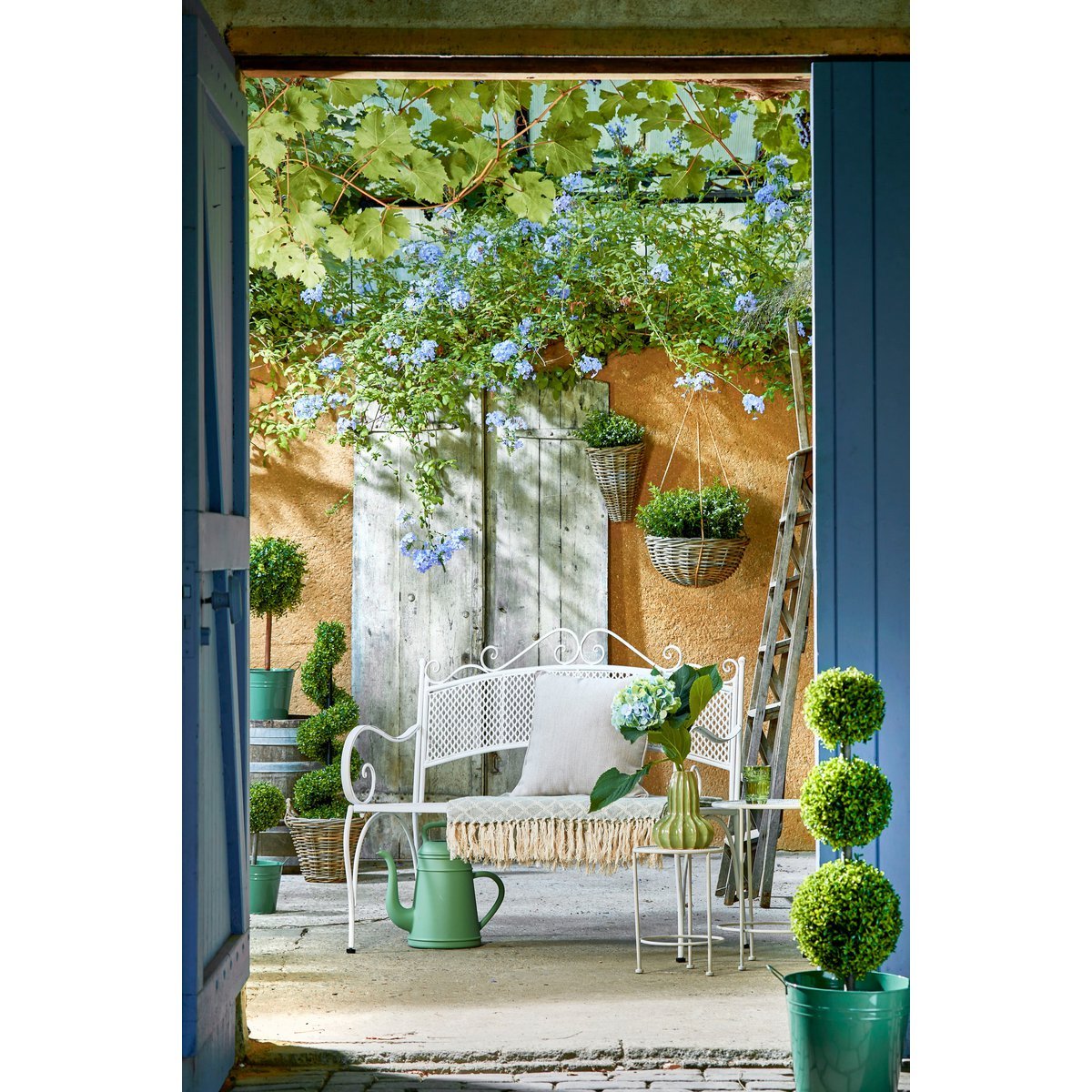 Marcia Hängepflanzkorb für den Außenbereich – H20 x Ø40 cm – Rattan – Grau