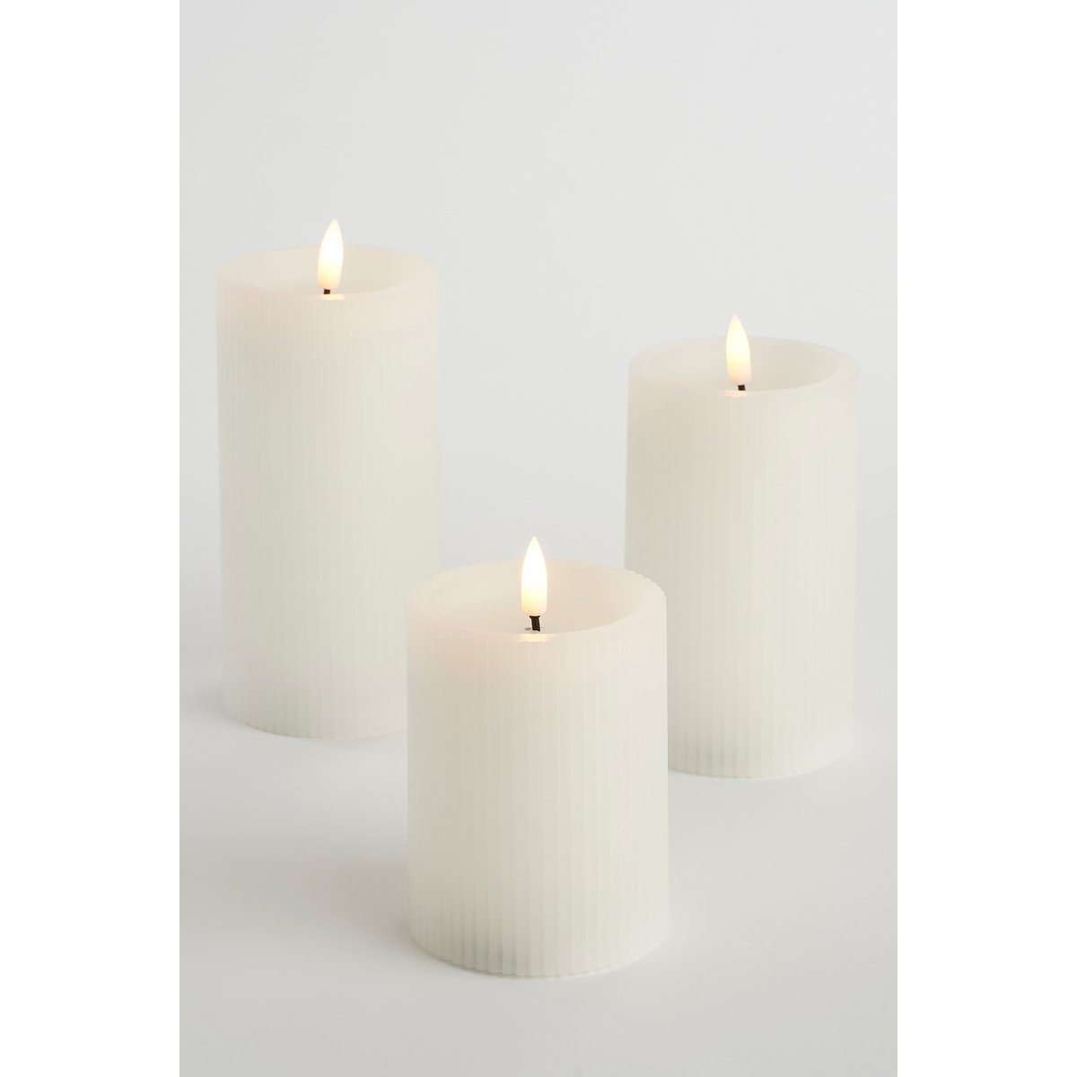 LED-Stumpenkerze – 3er-Set – H15 x Ø7,5 cm – Wachs – Weiß